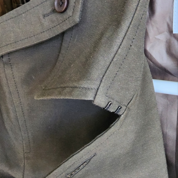 EUC- Armani Exchange- trench coat. Olive green. Size XS - Picture 4 of 9